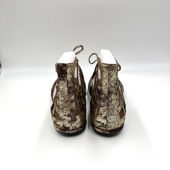 Gentle Souls Size 6 Brown Gold Gladiator Lace Up Flats Sandals Shoes - Picture 7 of 13